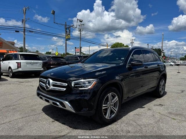 2022 MERCEDES-BENZ GLC 300 SUV 2