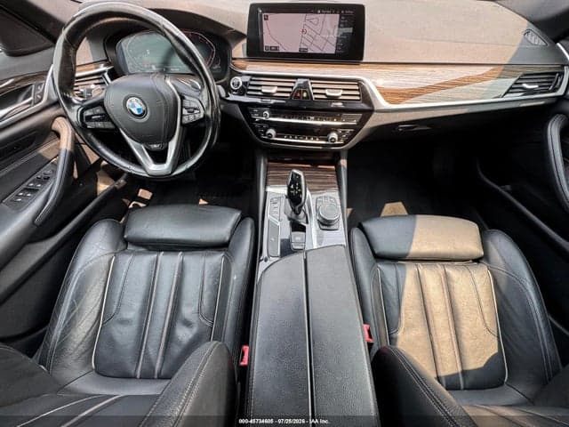 2020 BMW 530 XI 8