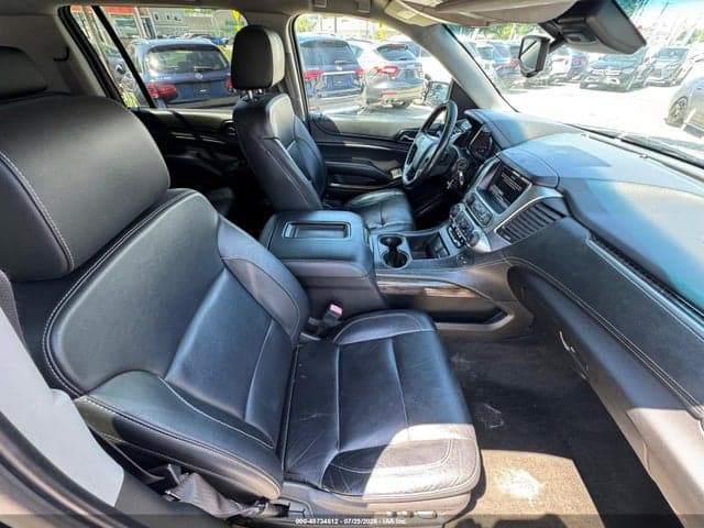 2017 CHEVROLET SUBURBAN LT 5