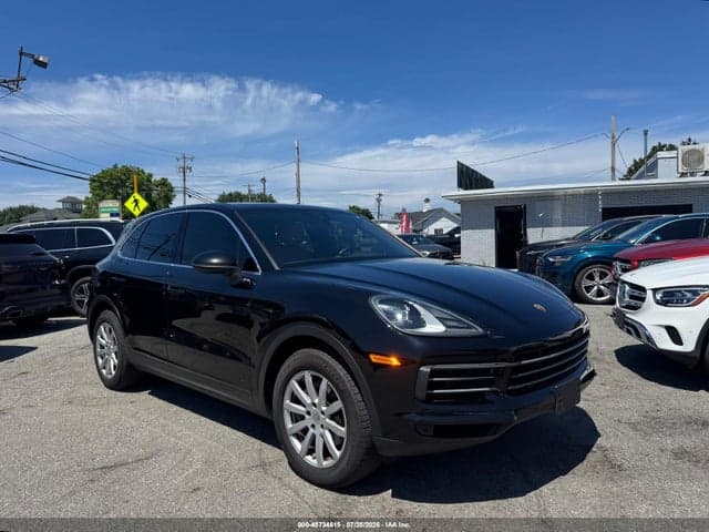 2019 PORSCHE CAYENNE