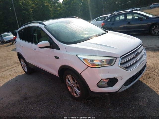 2018 FORD ESCAPE SE 1