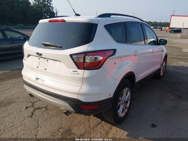 2018 FORD ESCAPE SE 4