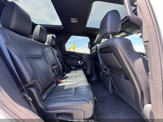 2020 LAND ROVER DISCOVERY SE 6