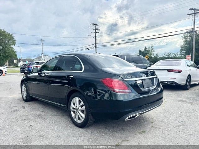 2019 MERCEDES-BENZ C 300 4MATIC 3