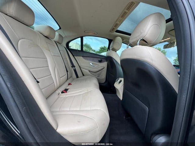 2019 MERCEDES-BENZ C 300 4MATIC 6