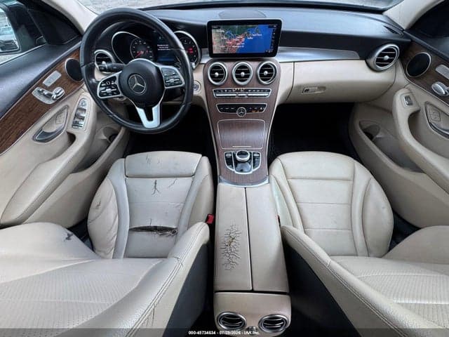 2019 MERCEDES-BENZ C 300 4MATIC 8