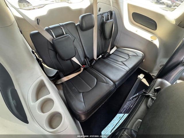 2021 CHRYSLER VOYAGER LXI 11