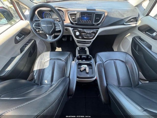 2021 CHRYSLER VOYAGER LXI 8