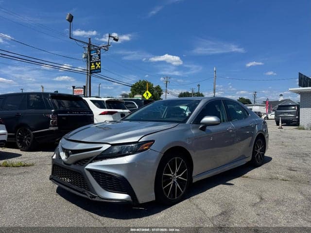 2021 TOYOTA CAMRY SE 2