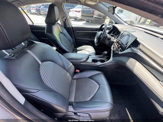 2021 TOYOTA CAMRY SE 5