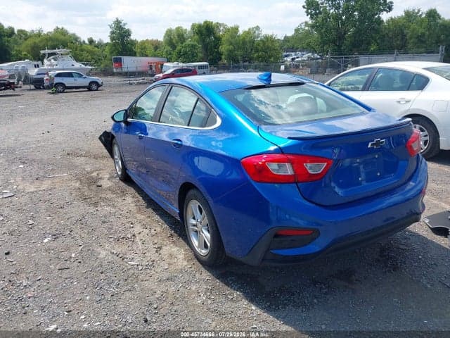 2017 CHEVROLET CRUZE LT AUTO 3