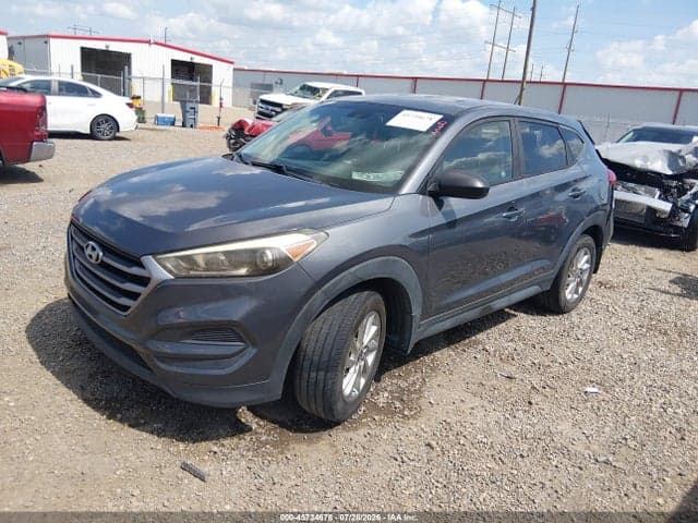 2017 HYUNDAI TUCSON SE 2