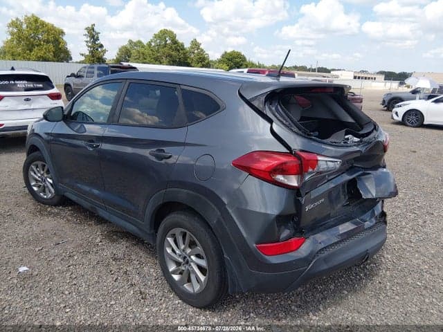 2017 HYUNDAI TUCSON SE 3