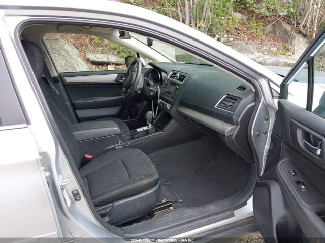 2017 SUBARU OUTBACK 2.5I PREMIUM 5
