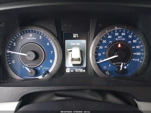 2017 TOYOTA SIENNA XLE 8 PASSENGER 7