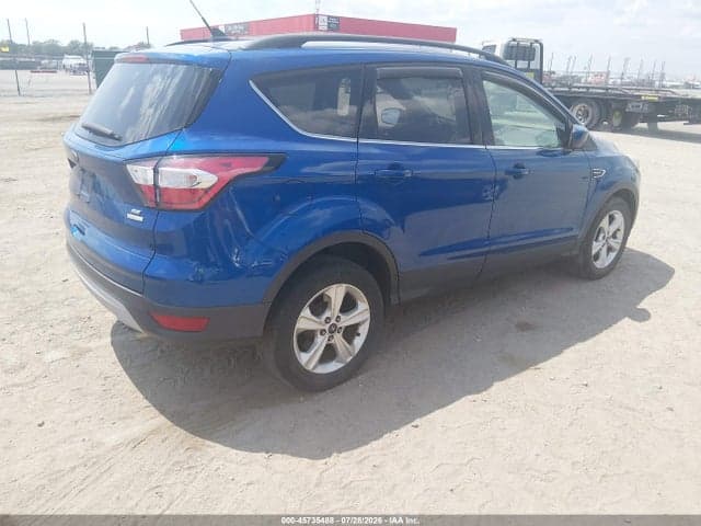 2018 FORD ESCAPE SE 4