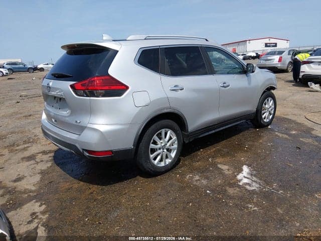 2017 NISSAN ROGUE SV 4