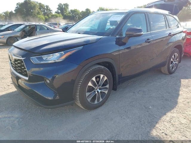 2020 TOYOTA HIGHLANDER XLE 2