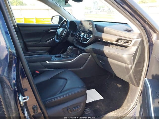 2020 TOYOTA HIGHLANDER XLE 5