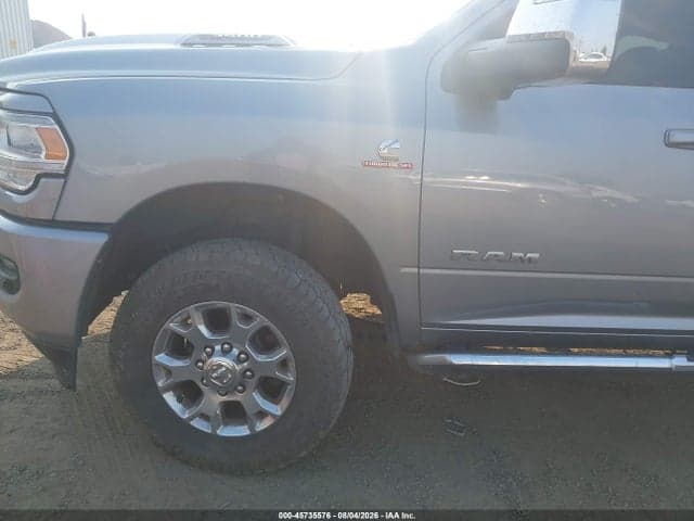 2023 RAM 3500 LARAMIE 4X4 8' BOX 14