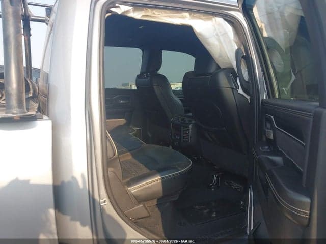 2023 RAM 3500 LARAMIE 4X4 8' BOX 6