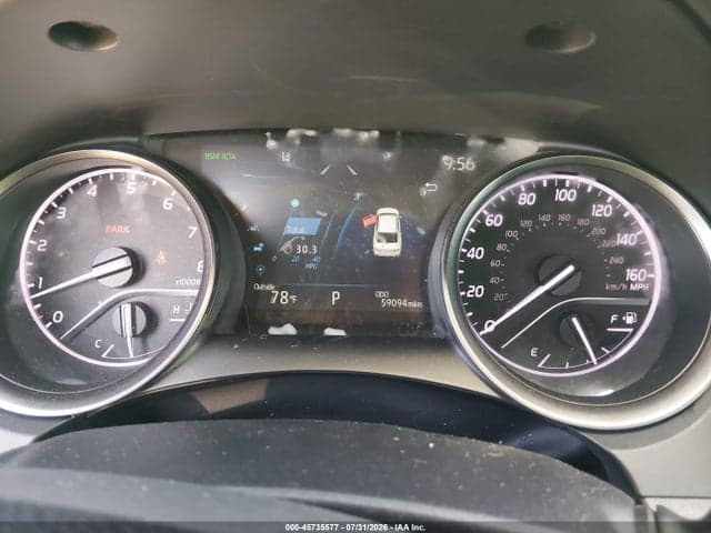 2021 TOYOTA CAMRY SE AWD 7