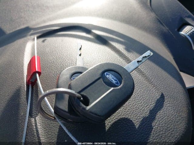 2017 FORD ESCAPE SE 11