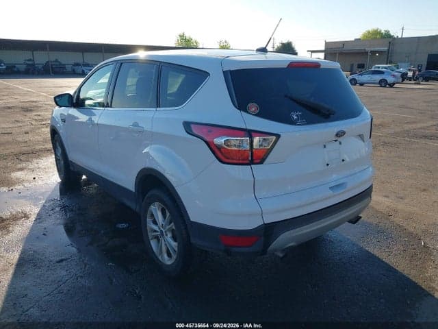 2017 FORD ESCAPE SE 3