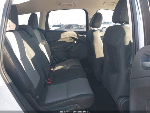 2017 FORD ESCAPE SE 8