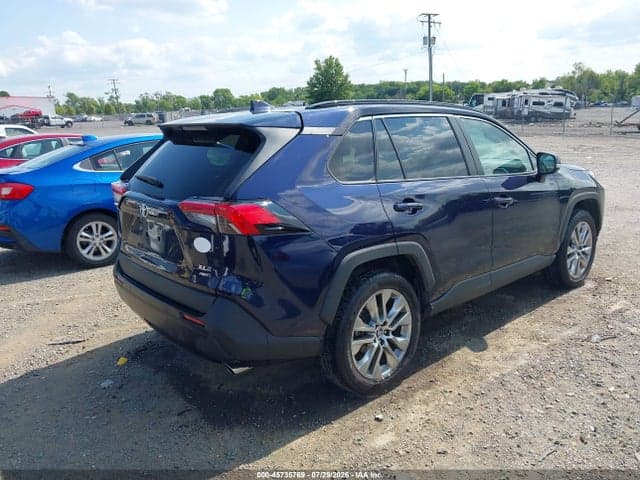 2019 TOYOTA RAV4 XLE PREMIUM 4