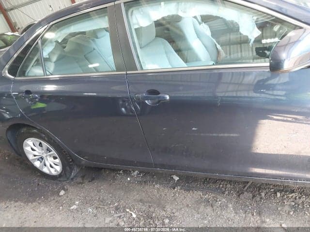 2017 TOYOTA CAMRY LE 12