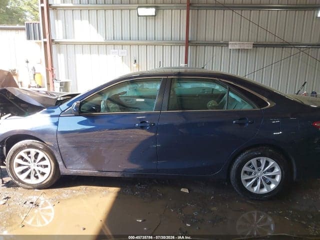 2017 TOYOTA CAMRY LE 13