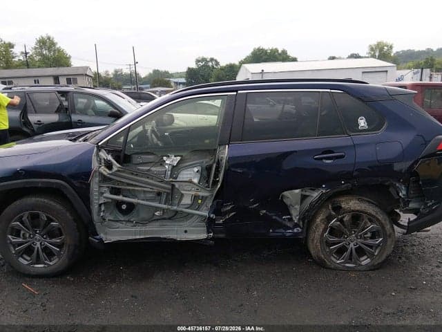 2025 TOYOTA RAV4 HYBRID XLE PREMIUM 6