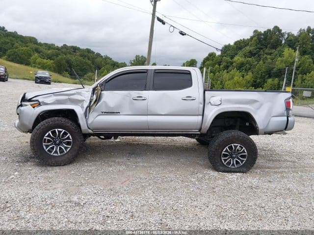 2021 TOYOTA TACOMA TRD SPORT 15