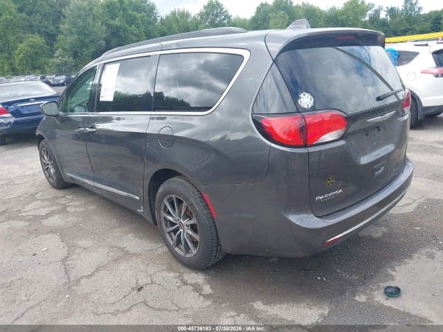2017 CHRYSLER PACIFICA TOURING-L 3