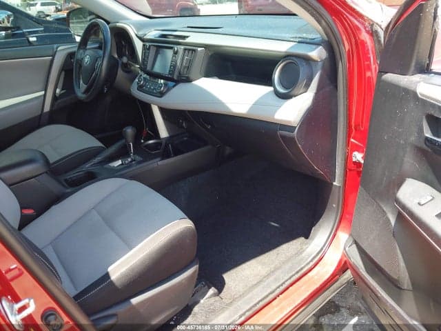 2017 TOYOTA RAV4 XLE 5