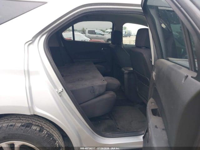 2017 CHEVROLET EQUINOX LT 8