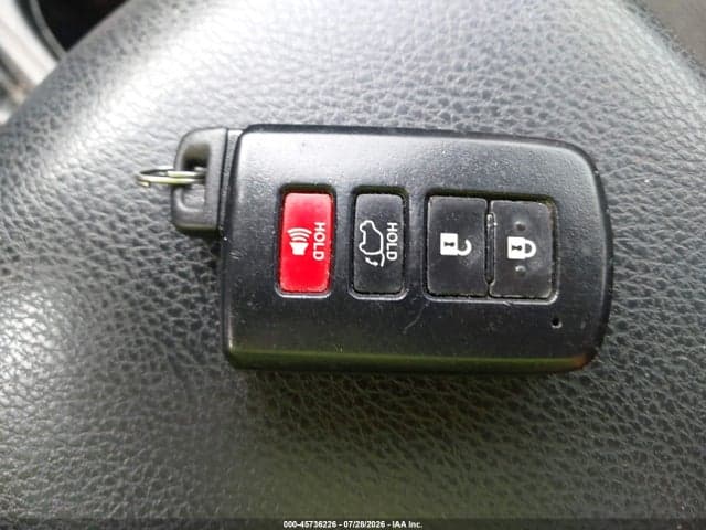 2018 TOYOTA RAV4 XLE 11