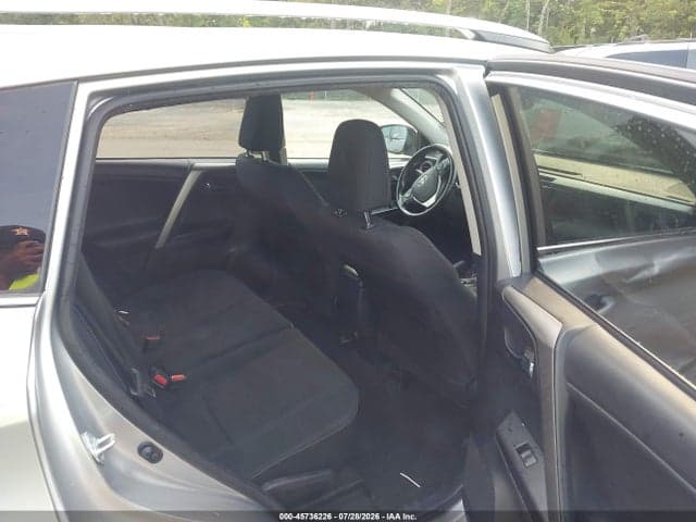 2018 TOYOTA RAV4 XLE 8