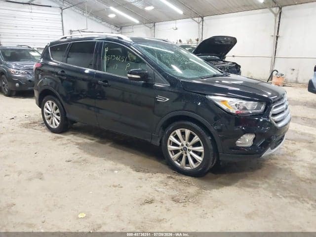 2017 FORD ESCAPE TITANIUM 1