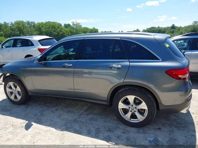2017 MERCEDES-BENZ GLC 300 4MATIC 15