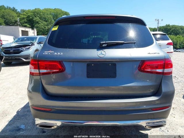 2017 MERCEDES-BENZ GLC 300 4MATIC 17