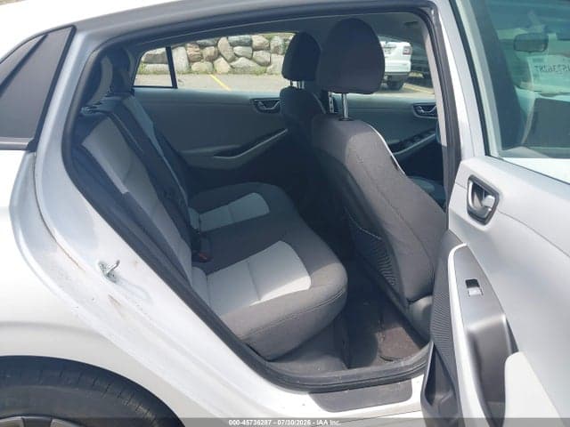 2020 HYUNDAI IONIQ HYBRID BLUE 8