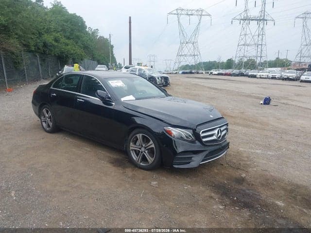 2017 MERCEDES-BENZ E 300 4MATIC 1