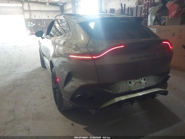 2023 ASTON MARTIN DBX 707 3