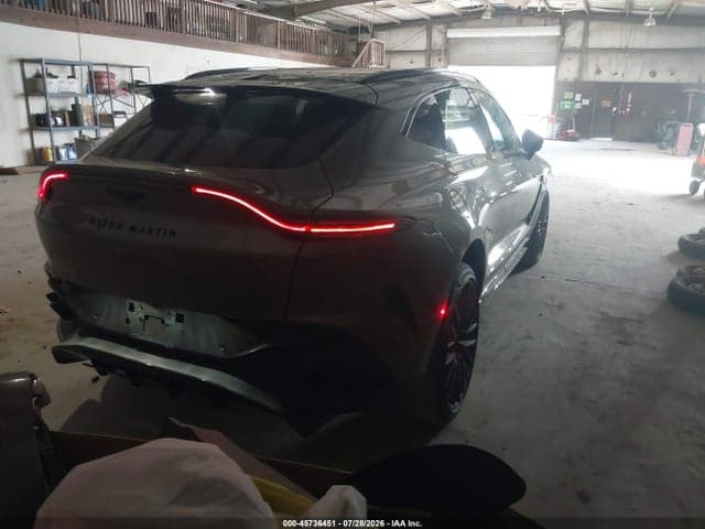 2023 ASTON MARTIN DBX 707 4