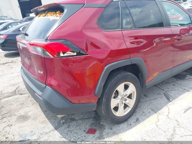 2021 TOYOTA RAV4 XLE 6