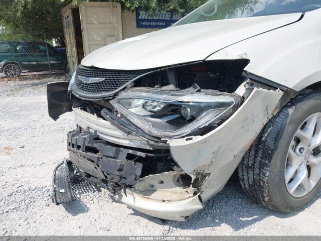 2017 CHRYSLER PACIFICA TOURING-L PLUS 6