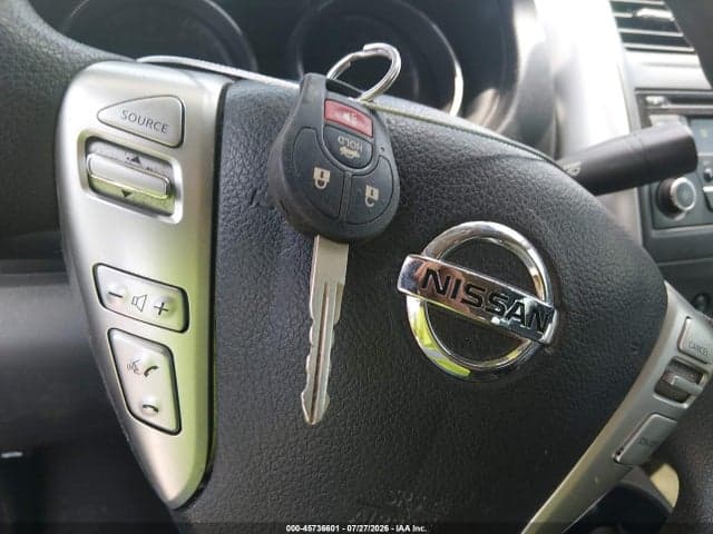 2017 NISSAN VERSA 1.6 SV 11