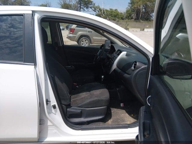 2017 NISSAN VERSA 1.6 SV 5